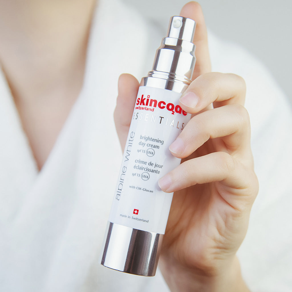 How-to-1600-brightening-day-cream-spf-15.jpg