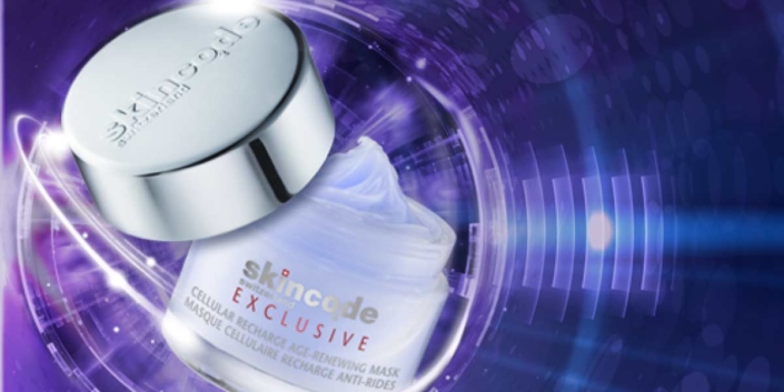 Exclusive Cellular Recharge Age-Renewing Mask Rechargez votre peau.